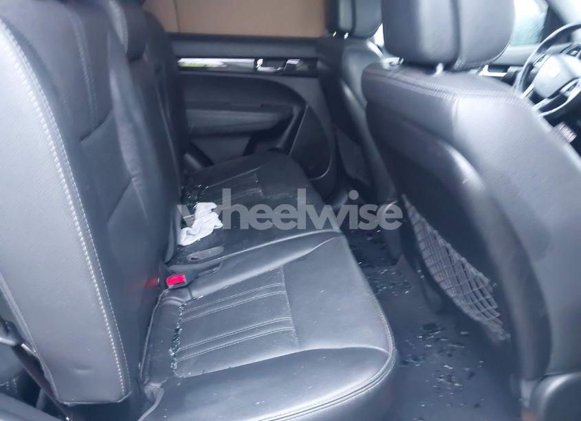 Photo 8 of 2012 Kia Sorento SX V6 (VIN 5XYKWDA20CG276790)