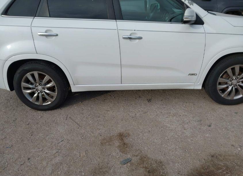 Photo 13 of 2013 Kia Sorento SX V6 (VIN 5XYKWDA20DG394467)