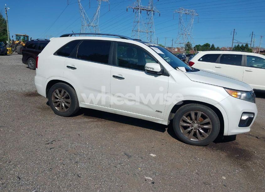 2012 Kia Sorento SX V6 (VIN 5XYKWDA21CG253986) main photo
