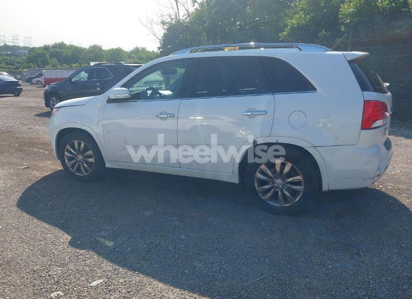 Photo 3 of 2012 Kia Sorento SX V6 (VIN 5XYKWDA21CG253986)