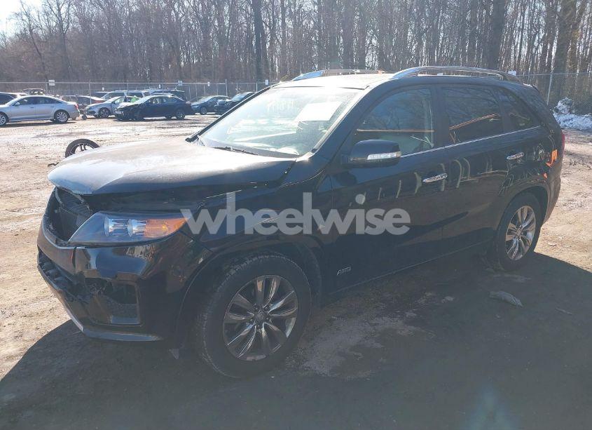 Photo 2 of 2012 Kia Sorento SX V6 (VIN 5XYKWDA21CG276524)