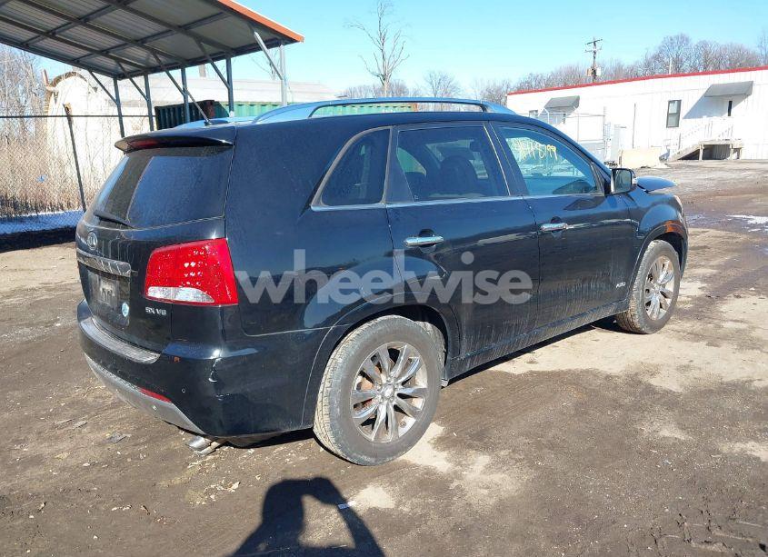 Photo 4 of 2012 Kia Sorento SX V6 (VIN 5XYKWDA21CG276524)