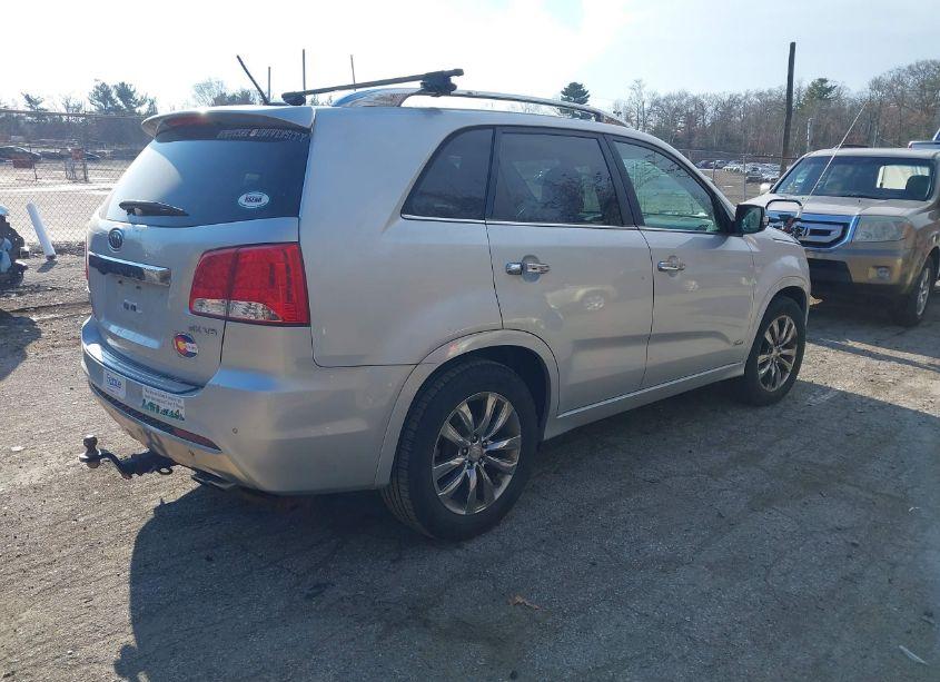Photo 4 of 2012 Kia Sorento SX V6 (VIN 5XYKWDA21CG278547)