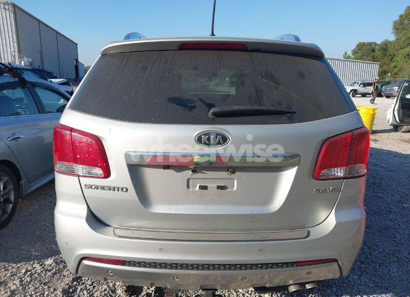 Photo 16 of 2012 Kia Sorento SX V6 (VIN 5XYKWDA21CG285837)