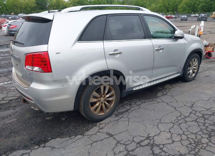 Photo 4 of 2012 Kia Sorento SX V6 (VIN 5XYKWDA21CG296269)