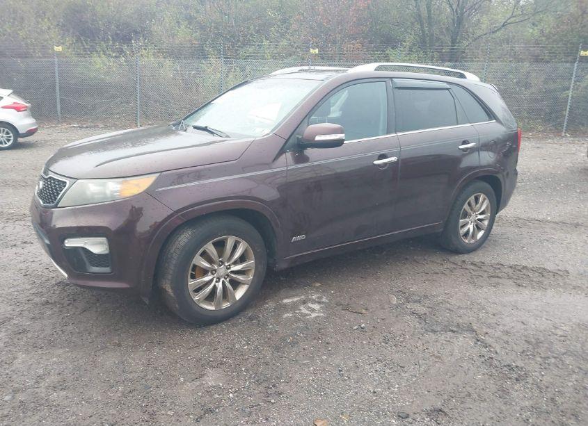 Photo 2 of 2012 Kia Sorento SX V6 (VIN 5XYKWDA22CG224531)