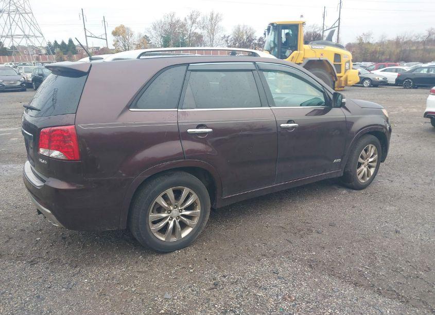 Photo 4 of 2012 Kia Sorento SX V6 (VIN 5XYKWDA22CG224531)