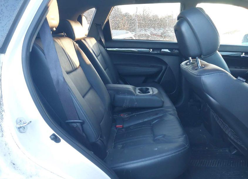 Photo 8 of 2013 Kia Sorento SX V6 (VIN 5XYKWDA22DG386967)