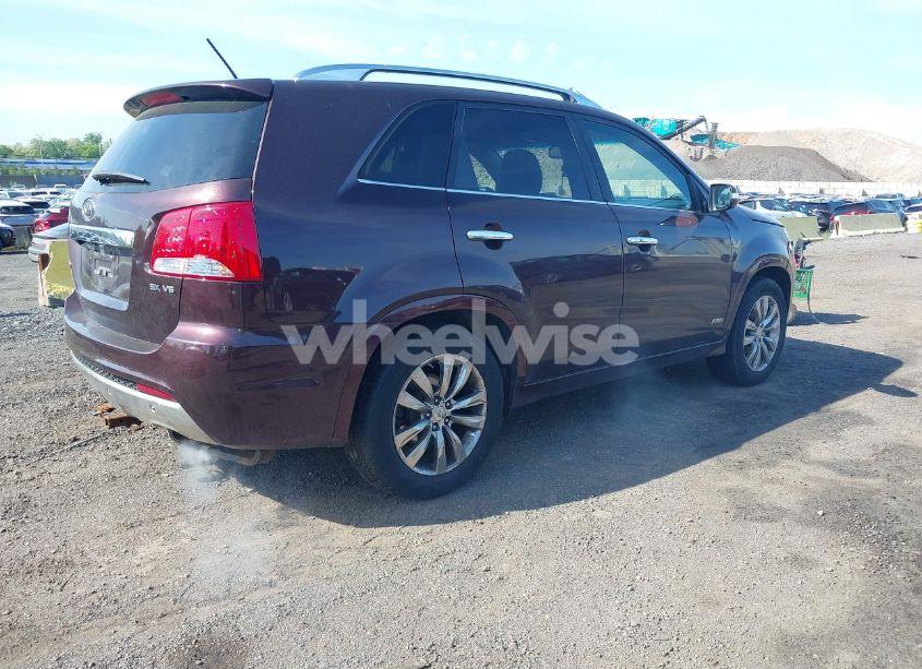 Photo 4 of 2011 Kia Sorento SX V6 (VIN 5XYKWDA23BG094760)