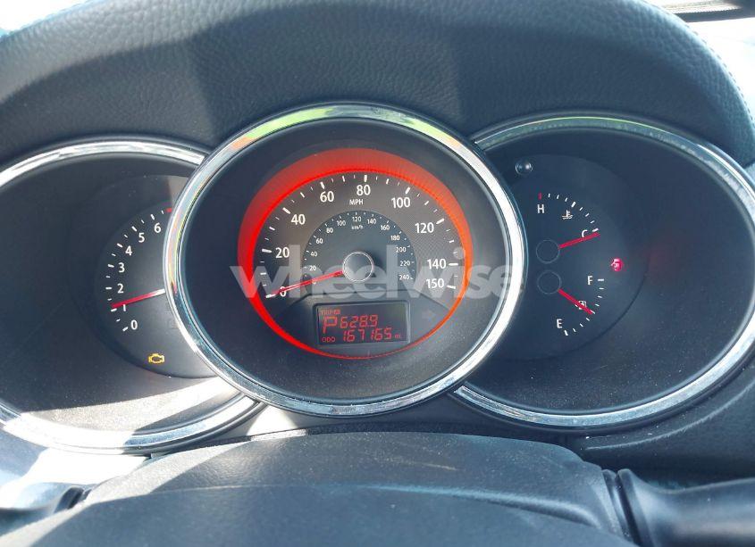 Photo 7 of 2011 Kia Sorento SX V6 (VIN 5XYKWDA23BG094760)