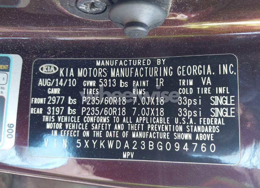 Photo 9 of 2011 Kia Sorento SX V6 (VIN 5XYKWDA23BG094760)