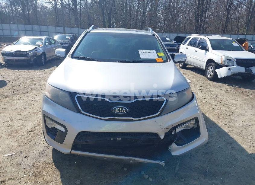 Photo 12 of 2012 Kia Sorento SX V6 (VIN 5XYKWDA23CG194617)
