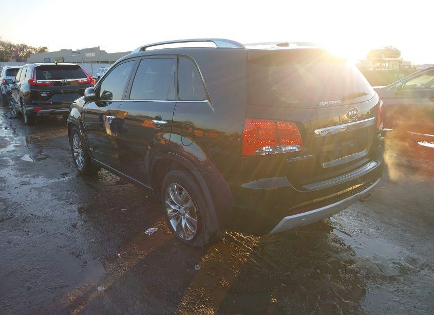 Photo 3 of 2013 Kia Sorento SX V6 (VIN 5XYKWDA23DG409706)