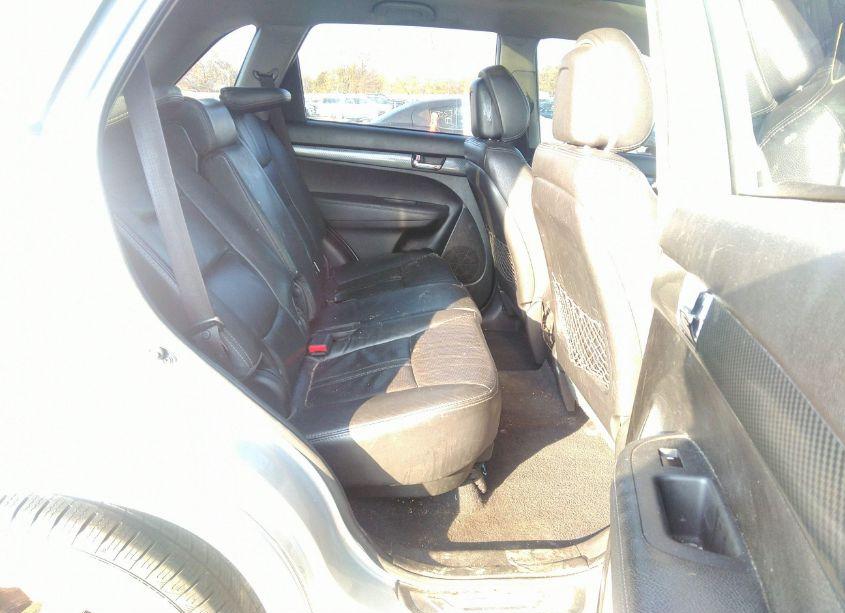 Photo 8 of 2011 Kia Sorento SX V6 (VIN 5XYKWDA24BG144131)
