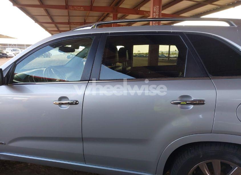 Photo 14 of 2012 Kia Sorento SX V6 (VIN 5XYKWDA24CG219699)