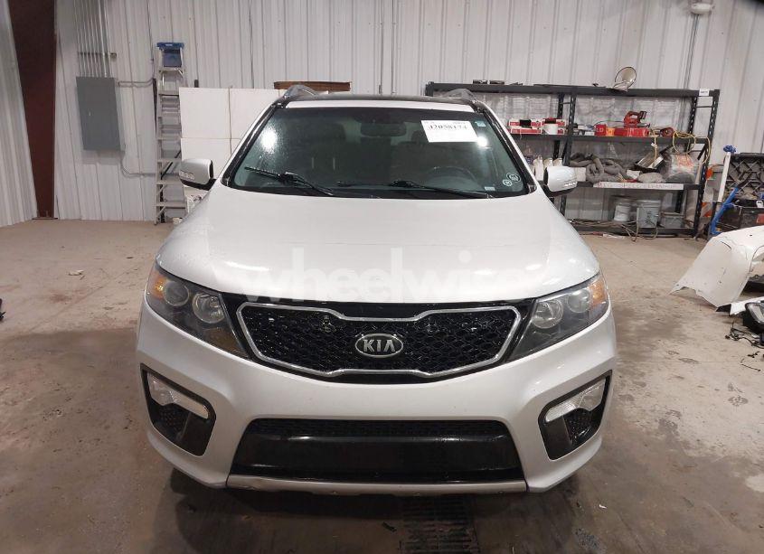 Photo 12 of 2013 Kia Sorento SX V6 (VIN 5XYKWDA24DG380944)