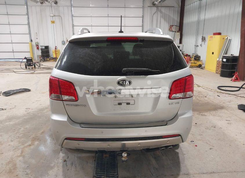 Photo 16 of 2013 Kia Sorento SX V6 (VIN 5XYKWDA24DG380944)