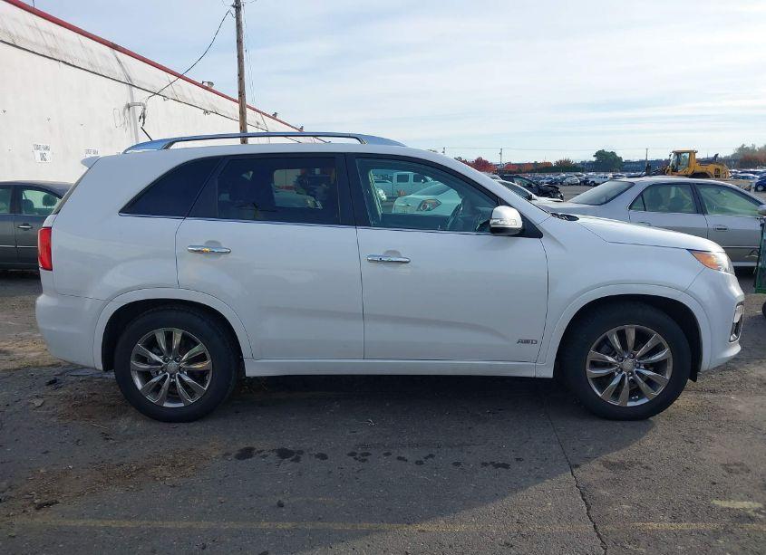 Photo 13 of 2013 Kia Sorento SX V6 (VIN 5XYKWDA24DG397078)