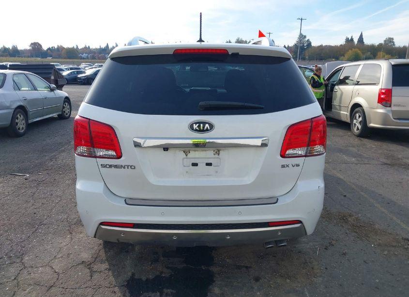 Photo 16 of 2013 Kia Sorento SX V6 (VIN 5XYKWDA24DG397078)