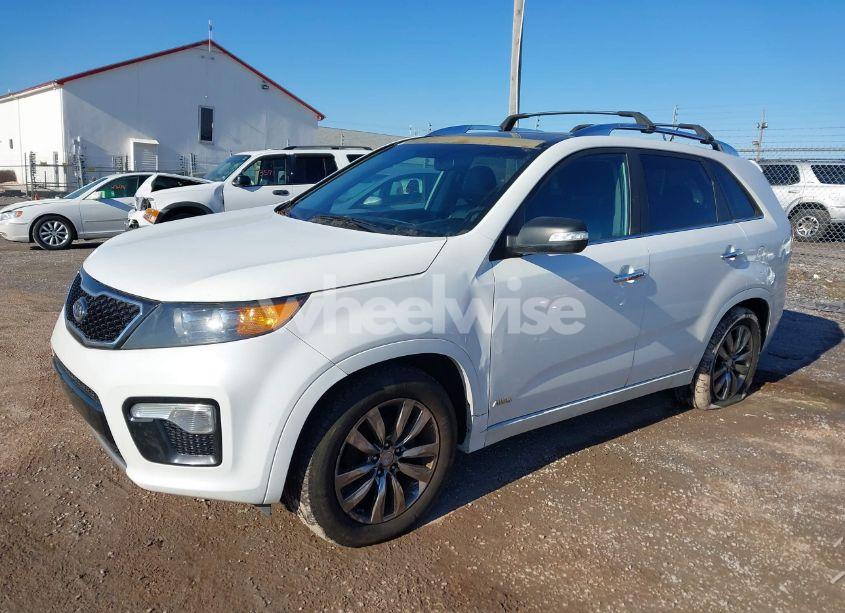 Photo 2 of 2012 Kia Sorento SX V6 (VIN 5XYKWDA25CG266840)