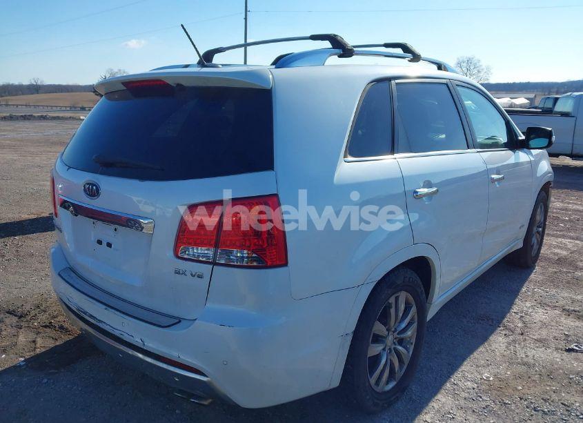 Photo 4 of 2012 Kia Sorento SX V6 (VIN 5XYKWDA25CG266840)