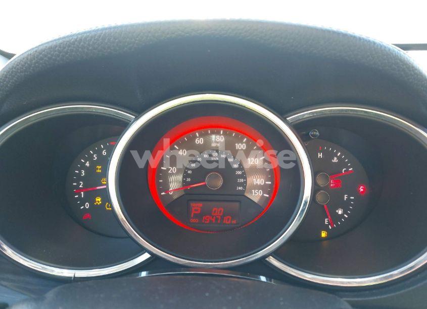 Photo 7 of 2012 Kia Sorento SX V6 (VIN 5XYKWDA25CG266840)