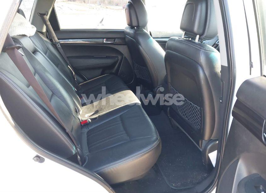 Photo 8 of 2012 Kia Sorento SX V6 (VIN 5XYKWDA25CG266840)