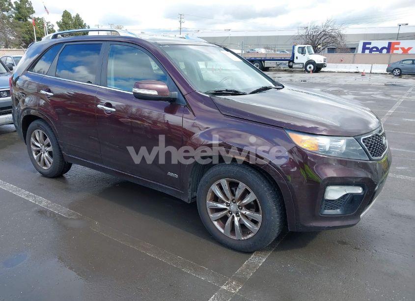 2012 Kia Sorento SX V6 (VIN 5XYKWDA25CG283654) main photo