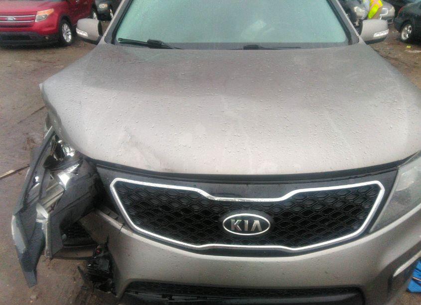 Photo 10 of 2013 Kia Sorento SX V6 (VIN 5XYKWDA25DG318453)