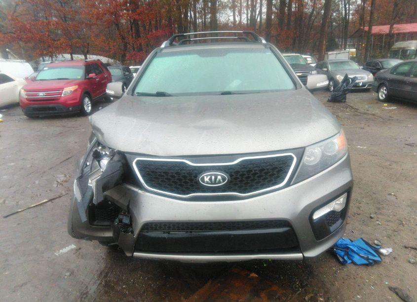 Photo 12 of 2013 Kia Sorento SX V6 (VIN 5XYKWDA25DG318453)