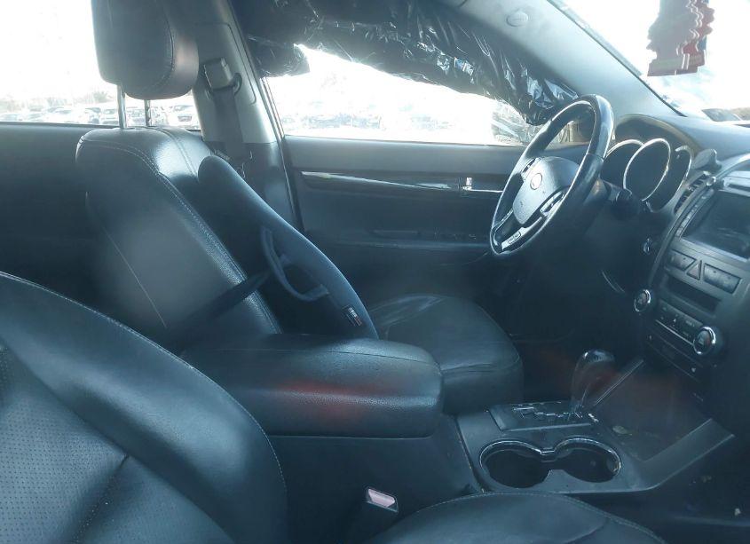 Photo 5 of 2012 Kia Sorento SX V6 (VIN 5XYKWDA26CG193297)