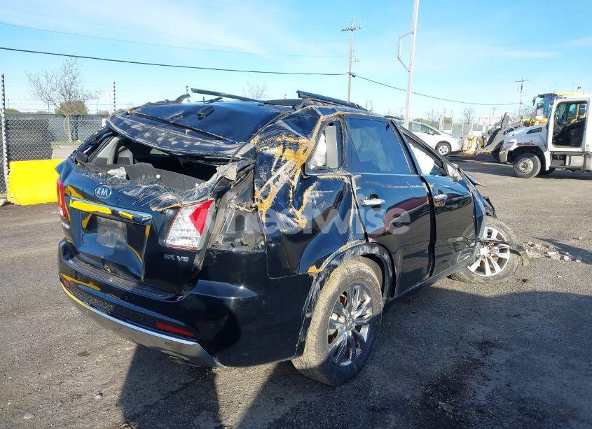 Photo 4 of 2012 Kia Sorento SX V6 (VIN 5XYKWDA26CG282979)