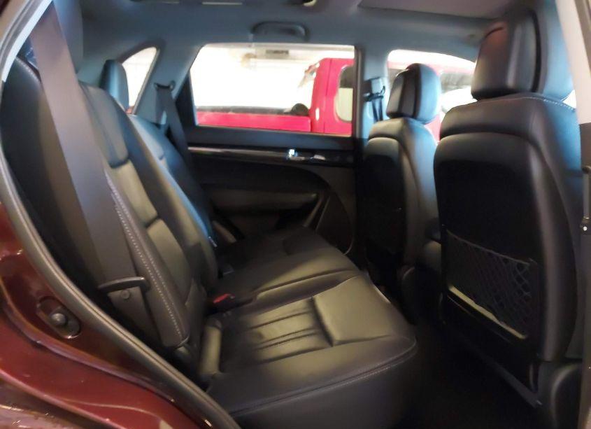 Photo 8 of 2013 Kia Sorento SX V6 (VIN 5XYKWDA26DG329364)