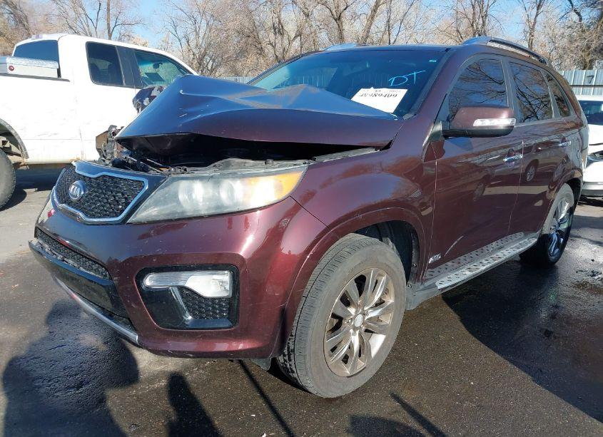 Photo 2 of 2013 Kia Sorento SX V6 (VIN 5XYKWDA26DG371162)