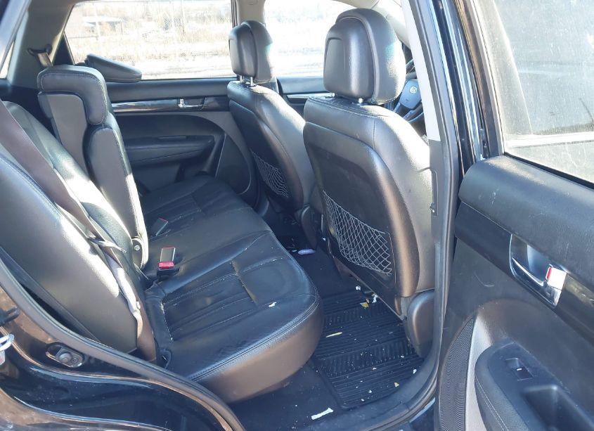 Photo 8 of 2012 Kia Sorento SX V6 (VIN 5XYKWDA27CG241809)