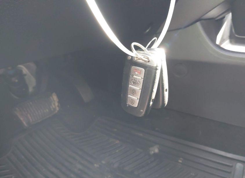 Photo 11 of 2013 Kia Sorento SX V6 (VIN 5XYKWDA27DG398371)