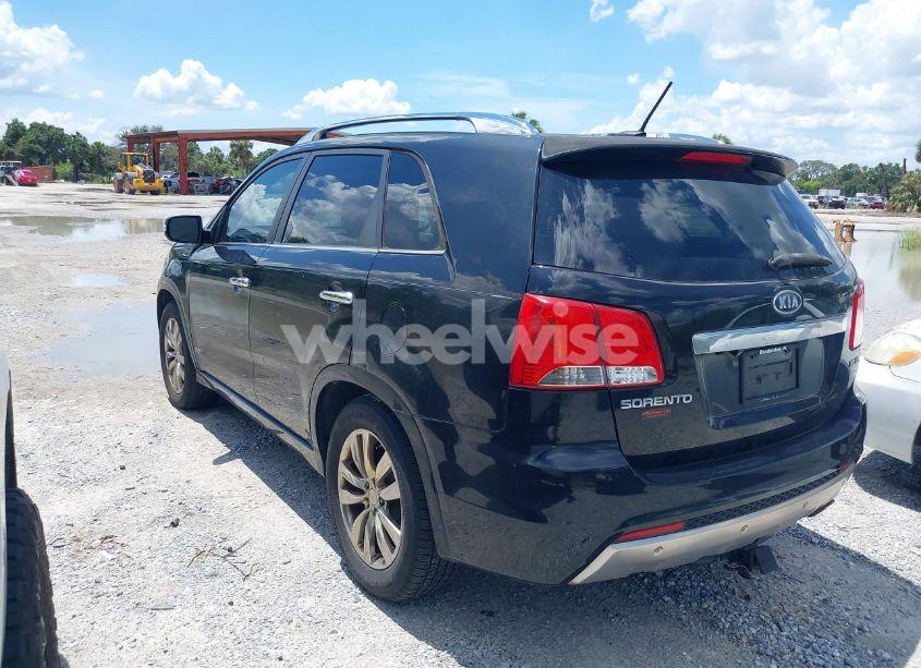 Photo 3 of 2011 Kia Sorento SX V6 (VIN 5XYKWDA28BG135450)