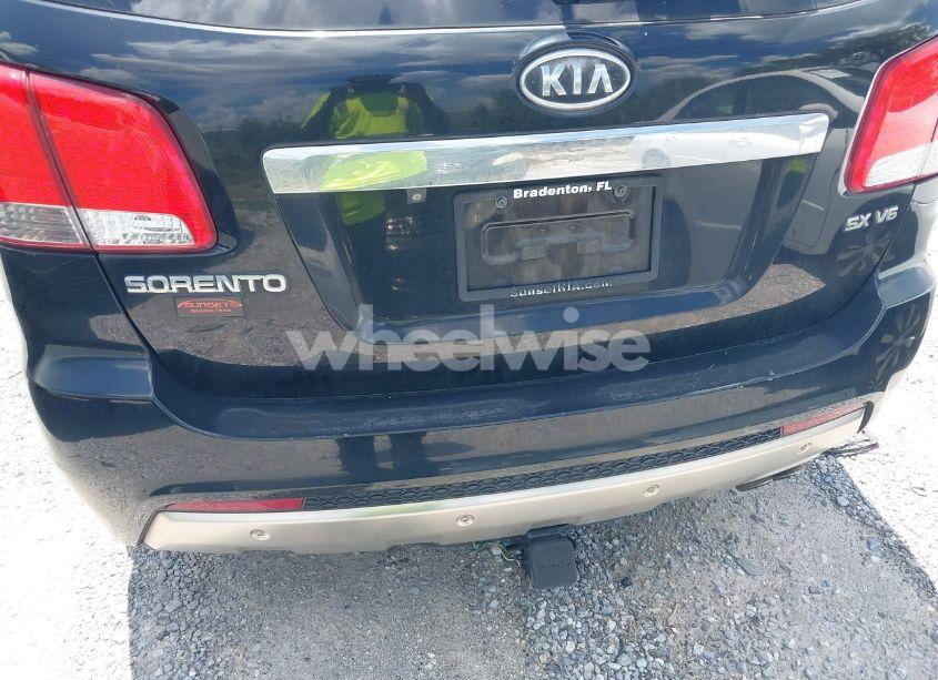 Photo 6 of 2011 Kia Sorento SX V6 (VIN 5XYKWDA28BG135450)