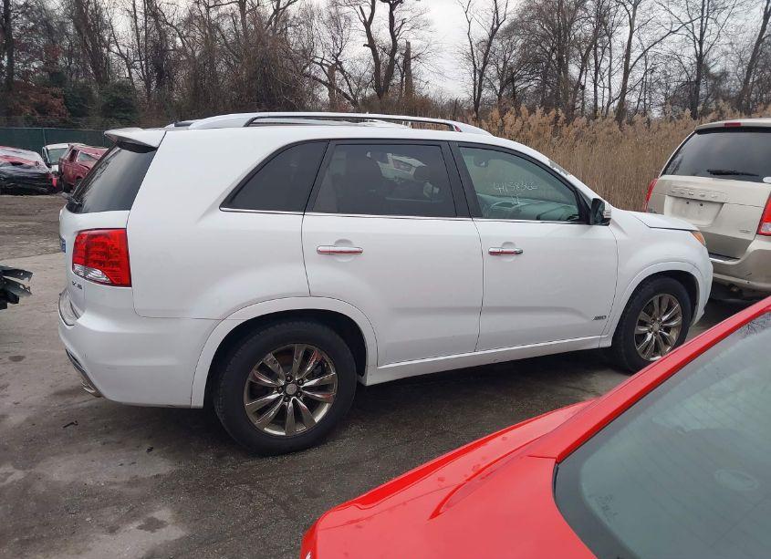 Photo 13 of 2013 Kia Sorento SX V6 (VIN 5XYKWDA28DG358199)