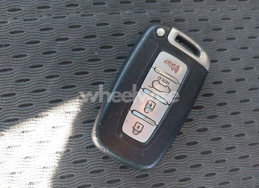 Photo 11 of 2013 Kia Sorento SX V6 (VIN 5XYKWDA28DG367307)