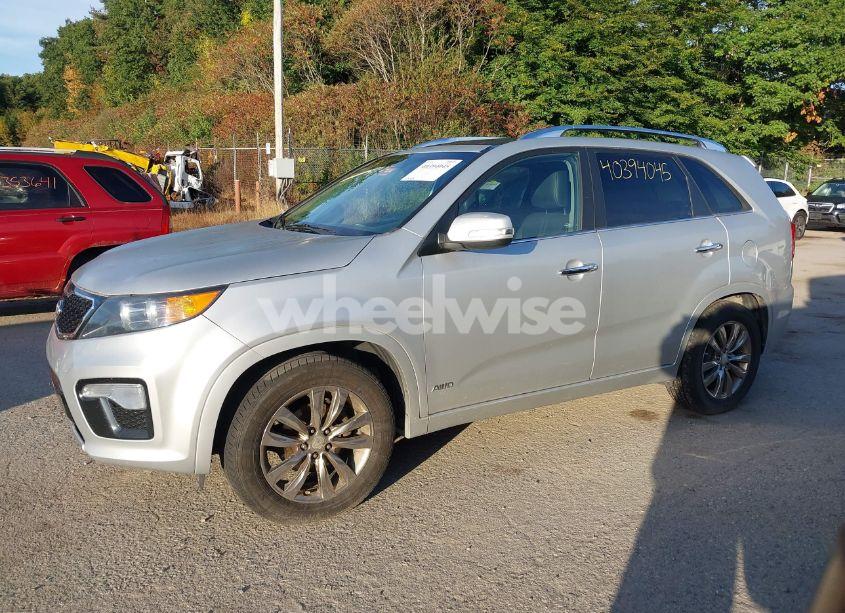 Photo 14 of 2013 Kia Sorento SX V6 (VIN 5XYKWDA28DG389033)