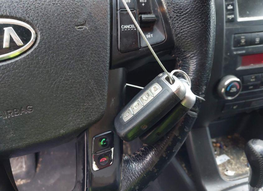 Photo 11 of 2011 Kia Sorento SX V6 (VIN 5XYKWDA2XBG094819)