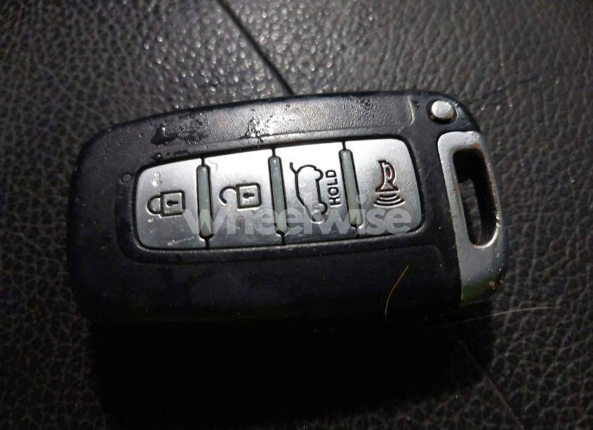 Photo 11 of 2011 Kia Sorento SX V6 (VIN 5XYKWDA2XBG101803)