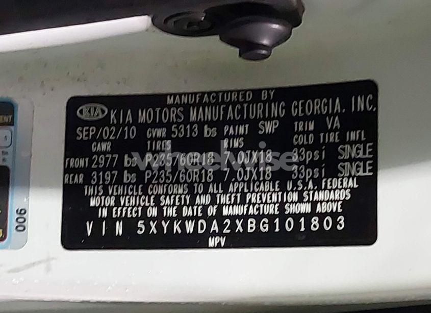 Photo 9 of 2011 Kia Sorento SX V6 (VIN 5XYKWDA2XBG101803)