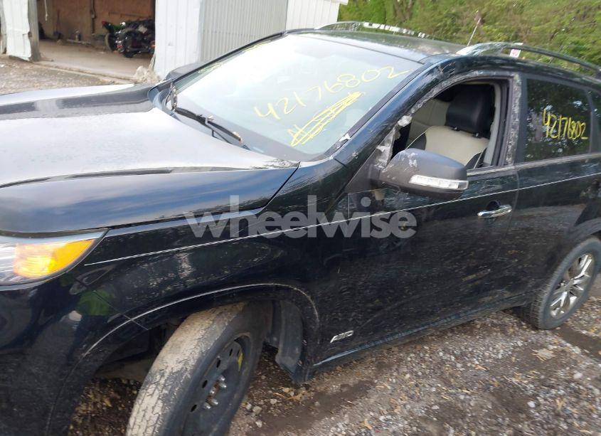 Photo 15 of 2012 Kia Sorento SX V6 (VIN 5XYKWDA2XCG249726)