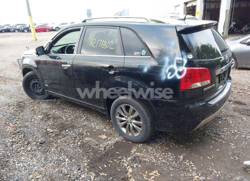 Photo 3 of 2012 Kia Sorento SX V6 (VIN 5XYKWDA2XCG249726)
