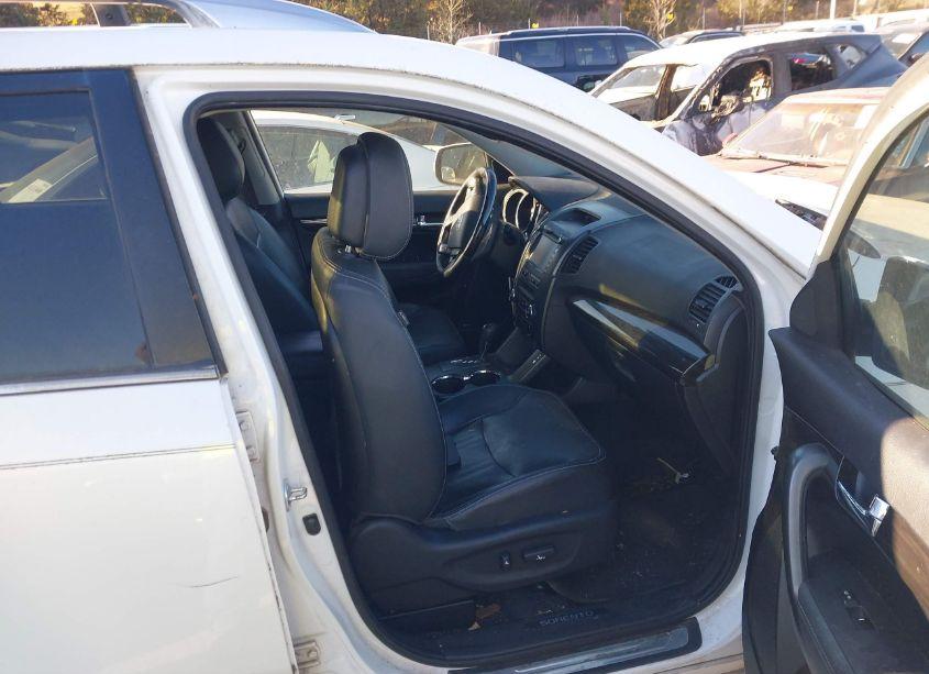 Photo 5 of 2012 Kia Sorento SX V6 (VIN 5XYKWDA2XCG255235)