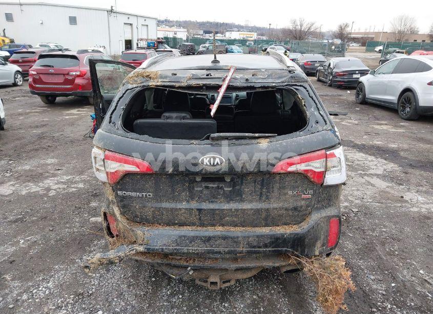 Photo 15 of 2014 Kia Sorento LIMITED V6 (VIN 5XYKWDA70EG440053)