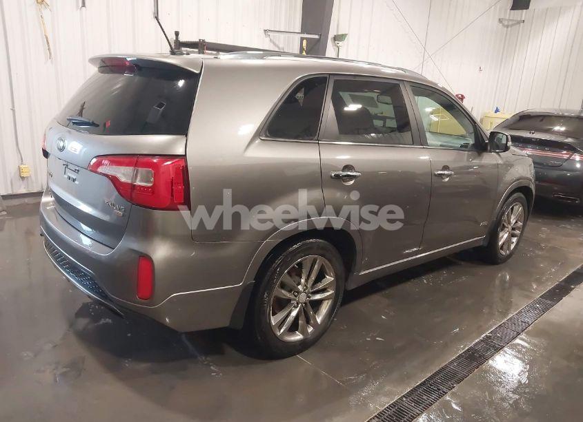 Photo 4 of 2014 Kia Sorento LIMITED V6 (VIN 5XYKWDA70EG452266)