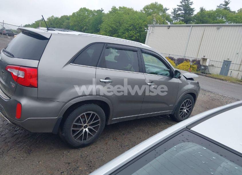 Photo 13 of 2014 Kia Sorento SX V6 (VIN 5XYKWDA70EG478463)
